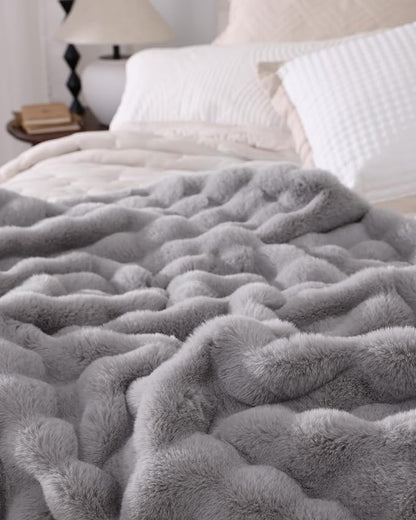 Ultra Soft Cozy Faux Fur Throw Blanket, Fuzzy Plush Thick Bubble Blanket - Image 2