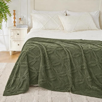Green Throw Blanket - Image 5