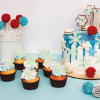 Gyufise 50Pcs White Edible Cupcake Toppers Snowflakes Cake Decoration for Christmas Winter Frozen Birthday Party Supplies