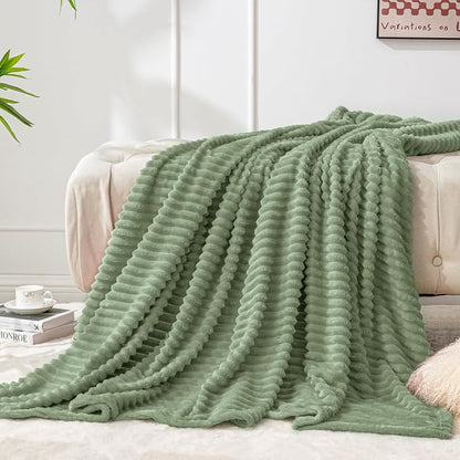 BEDELITE Ribbed Sage Grey Green Fleece Throw Blanket - Image 2