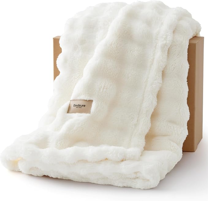 Bedsure 3D Fleece Bubble Blanket by Unknown