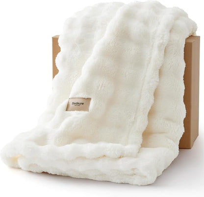 Bedsure 3D Bubble King Size Blanket by Unknown