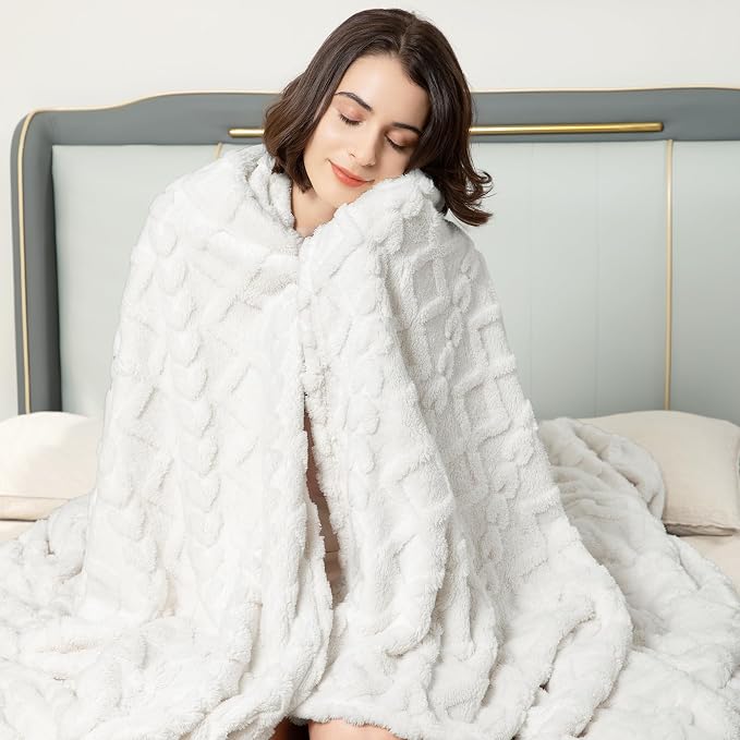 Aganear Fleece Throw Blanket for Bed Couch 90"x108" White | Lightweight Fuzzy - Image 8