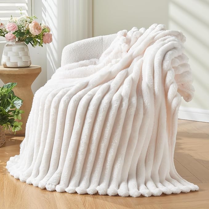 NEWCOSPLAY Fleece Ribbed Cozy Twin Blanket by NEWCOSPLAY