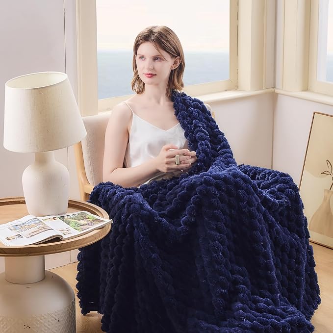 NEWCOSPLAY Fleece Clouds Cozy Throw Blanket - Image 2