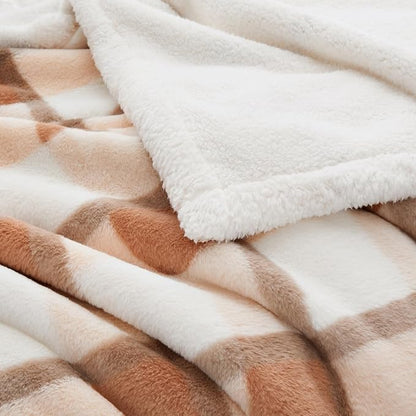 PU MEI Super Soft Faux Rabbit Fur Sherpa Fleece Throw Blanket, Reversible - Image 3