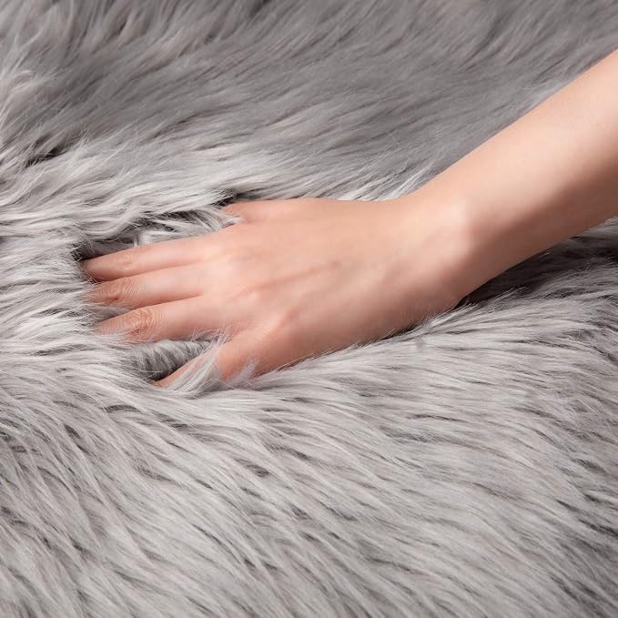 Ashler faux fur rug, Fluffy Shaggy Area Rug Ultra Soft 2 x 6 Feet Sheepskin Fur - Image 5