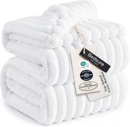 Bedsure Full Size Fleece Blankets by Unknown