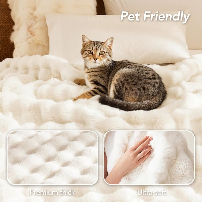 L'AGRATY Faux Rabbit Fur Throw Blanket - Image 6