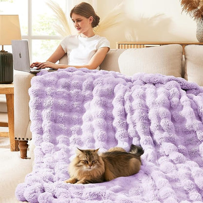 L'AGRATY Faux Rabbit Fur Throw Blanket - Image 2