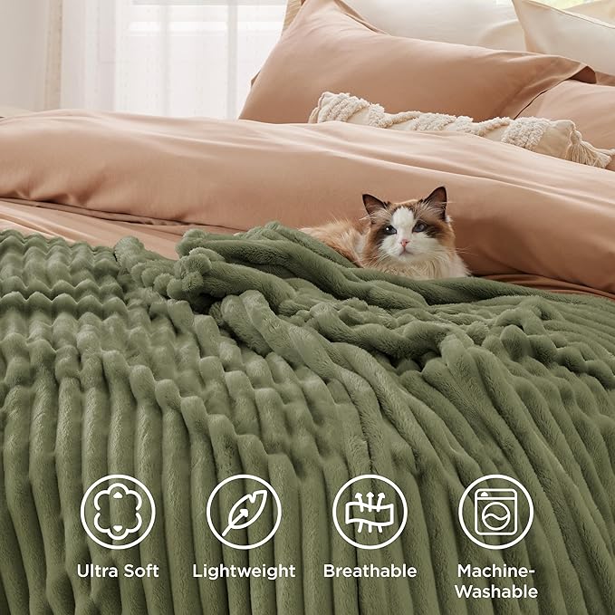 Bedsure Soft Twin Blanket for Bed Decor Gifts Moss 60"x80" | Birthday Gifts for - Image 5