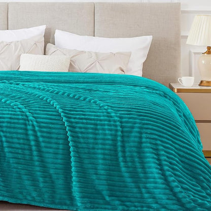 BEDELITE Ribbed Jacquard Ocean Blue King Size Blankets - Image 8