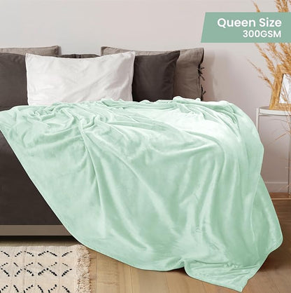 Utopia Bedding Soft Fleece Bed Blanket Queen Size Mint Green | Microfiber Plush - Image 2