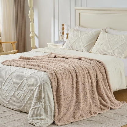 Brown Throw Blanket - Image 4