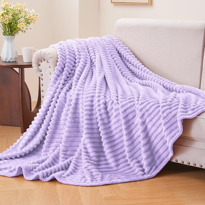 BEDELITE 3D Ribbed Pastel Lilac Fleece Twin Blanket - Image 2