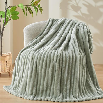 NEWCOSPLAY Fleece Ribbed Cozy Twin Blanket by NEWCOSPLAY