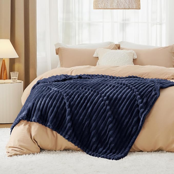Bedsure Soft Twin Blanket for Bed Decor Gifts Navy Blue 60"x80" | Birthday - Image 7