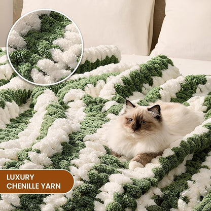 L'AGRATY Chunky Knit Throw Blanket - Image 3