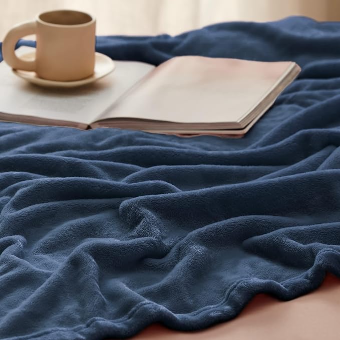 Bedsure GentleSoft Fleece Bed Blankets Full Size Blue - Image 5