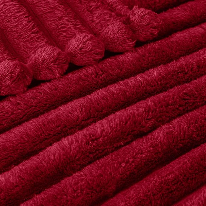 Exclusivo Mezcla Striped Fleece Throw Blanket - Image 4