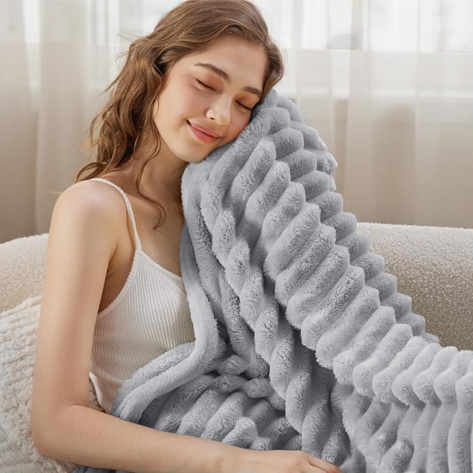 Bedsure Soft Twin XL Blanket for Bed Dorm Light Grey 66"x90" | Birthday Gifts - Image 4