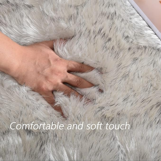 Latepis 10x14 White with Grey Tips Fur Rug - Image 5