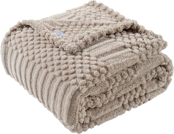Brown Throw Blanket by LUSSENAHOME
