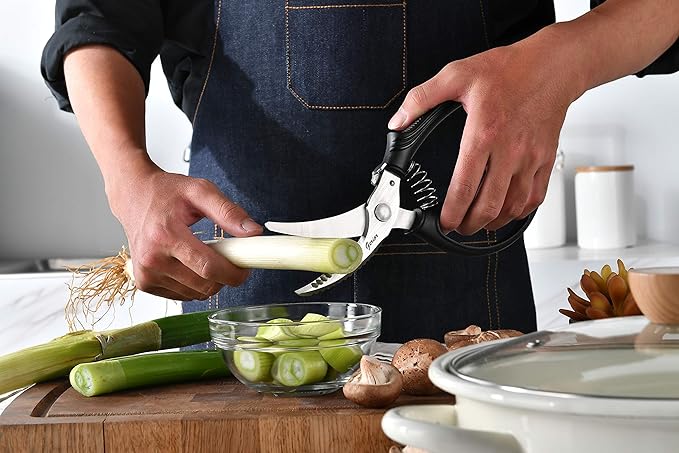 Poultry Shears Set - Heavy Duty Utility Kitchen Scissors for Cutting Chicken, Meat, Poultry, Turkey, Food - Black and Red