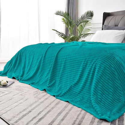 BEDELITE Ribbed Jacquard Ocean Blue King Size Blankets by BEDELITE