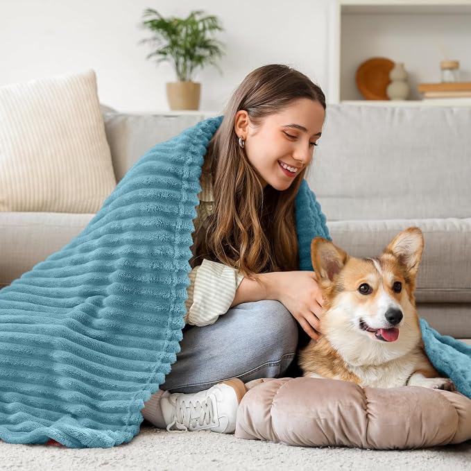 BEDELITE 3D Ribbed Washed Blue Fleece Throw Blanket - Image 7