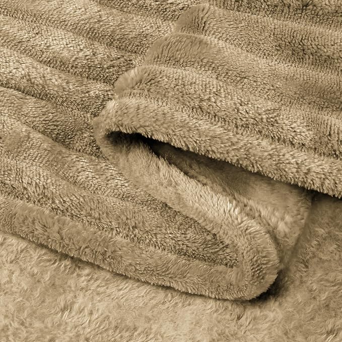 BEDELITE 3D Ribbed Jacquard Brown Fleece Twin Blanket - Image 6