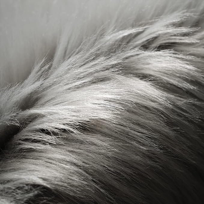 SERISSA 4x6 Fluffy Grey Faux Fur Area Rug - Image 5