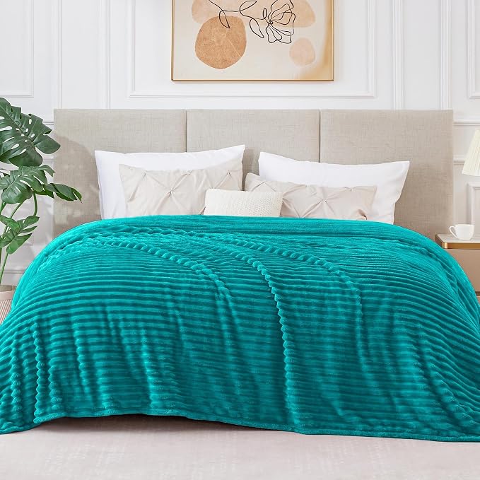 BEDELITE Ribbed Jacquard Ocean Blue King Size Blankets - Image 2