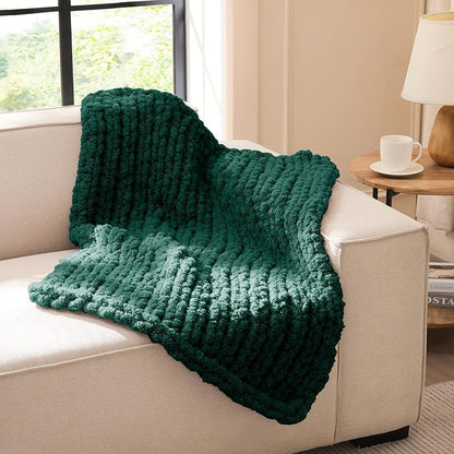 L'AGRATY Chunky Knit Throw Blanket by LAGRATY