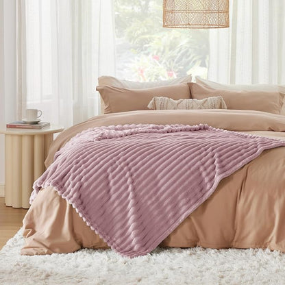 Bedsure Soft Twin Blanket for Bed Decor Gifts Pink 60"x80" | Birthday Gifts for - Image 9