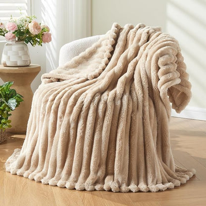 NEWCOSPLAY Fleece Ribbed Cozy King Blanket - Image 7
