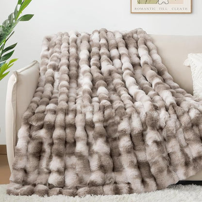 Luxury 1000GSM Faux Rabbit Fur Throw Blanket, Super Heavy Warm Cozy Brown - Image 5