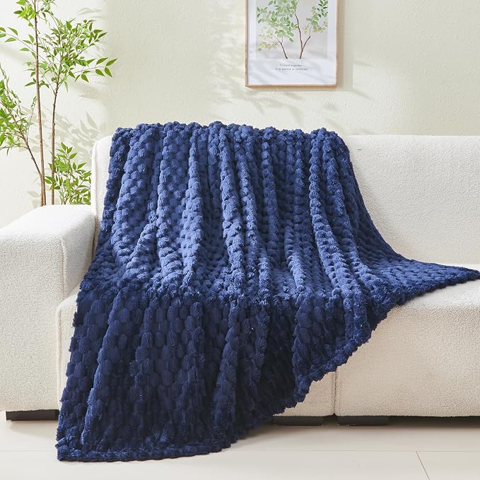 NEWCOSPLAY Fleece Clouds Cozy Twin Blanket - Image 7