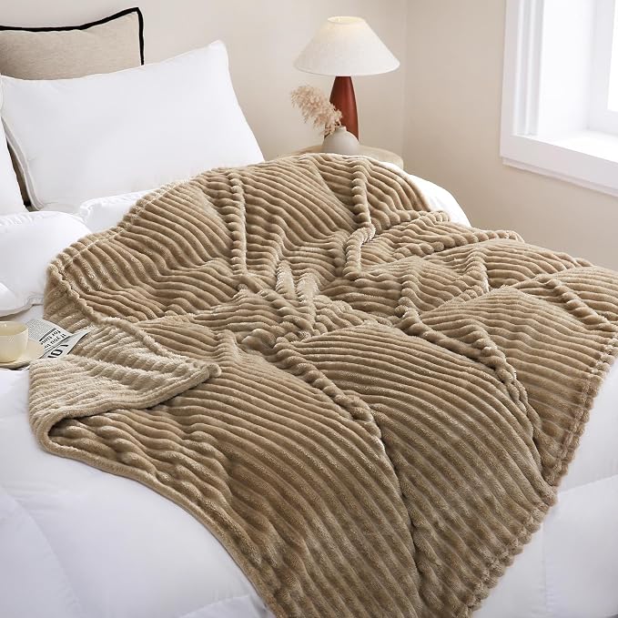 Tan Fleece Throw Blanket 50”×60” - Image 2