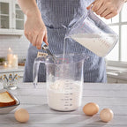 DaYammi Measuring Cups 5-Piece, Unbreakable Food-Grade Plastic Measuring Cup for Dishwasher, 1/2/4/8/16-Cup Nesting Liquid Measuring Cups for Prepping, Baking, Cooking, Readable Markings, Clear