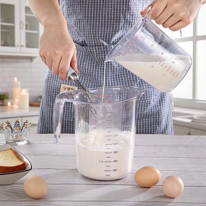 DaYammi Measuring Cups 4-Piece, Unbreakable Food-Grade Plastic Measuring Cup for Dishwasher, 16-Cup Liquid Measuring Cups for Prepping, Baking, Cooking, Readable Markings, 4-Quart/4L, Clear