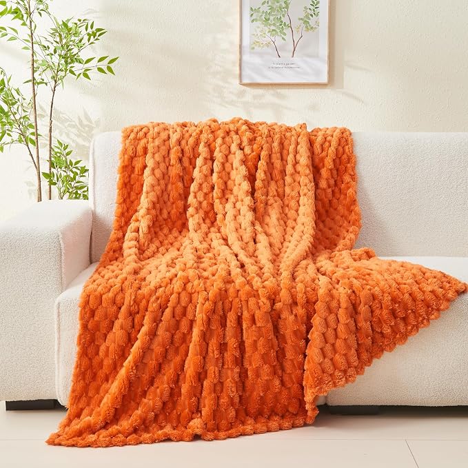 NEWCOSPLAY Fleece Clouds Cozy Throw Blanket - Image 7