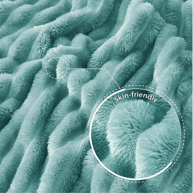 Exclusivo Mezcla Striped Queen Size Fleece Blanket - Image 5