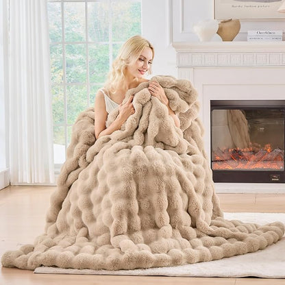 BENVWE Faux Fur Throw Blanket for Couch Bed - Image 7