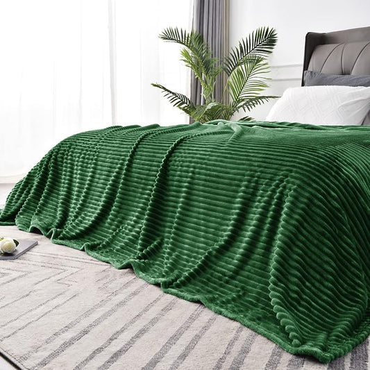 BEDELITE Ribbed Jacquard Dark Green Blankets Queen Size by BEDELITE