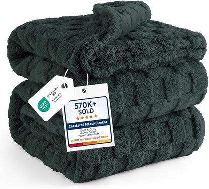 Bedsure GentleSoft King Size Spring Blanket by Unknown