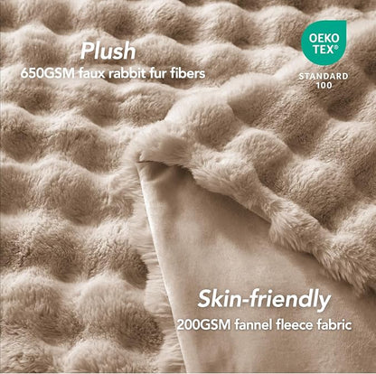 L'AGRATY Faux Rabbit Fur Throw Blanket - Image 3