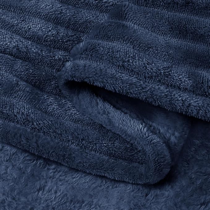 BEDELITE 3D Ribbed Jacquard Navy Fleece Twin Blanket - Image 6
