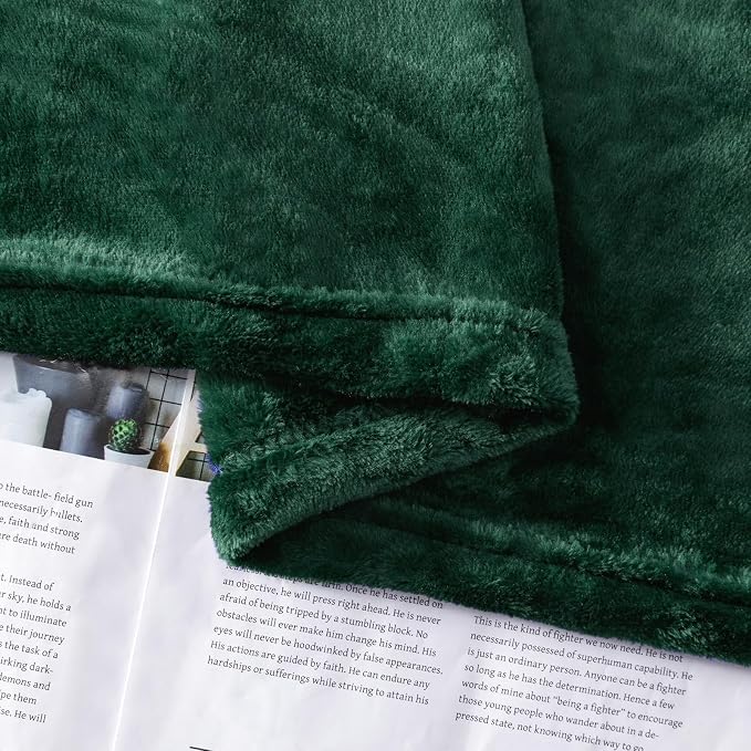 Forest Green Fleece Plush Throw Blanket 50"x70"for Couch Fuzzy Cozy Flannel | - Image 5