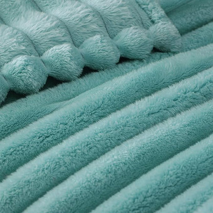 Exclusivo Mezcla Striped Queen Size Fleece Blanket - Image 4